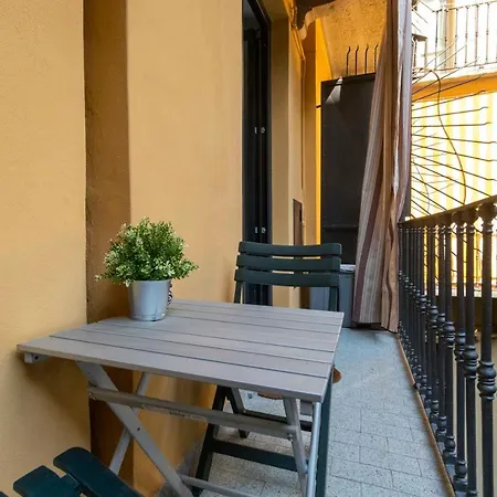 Apartment Santa Chiara Near Piazza Statuto Turin